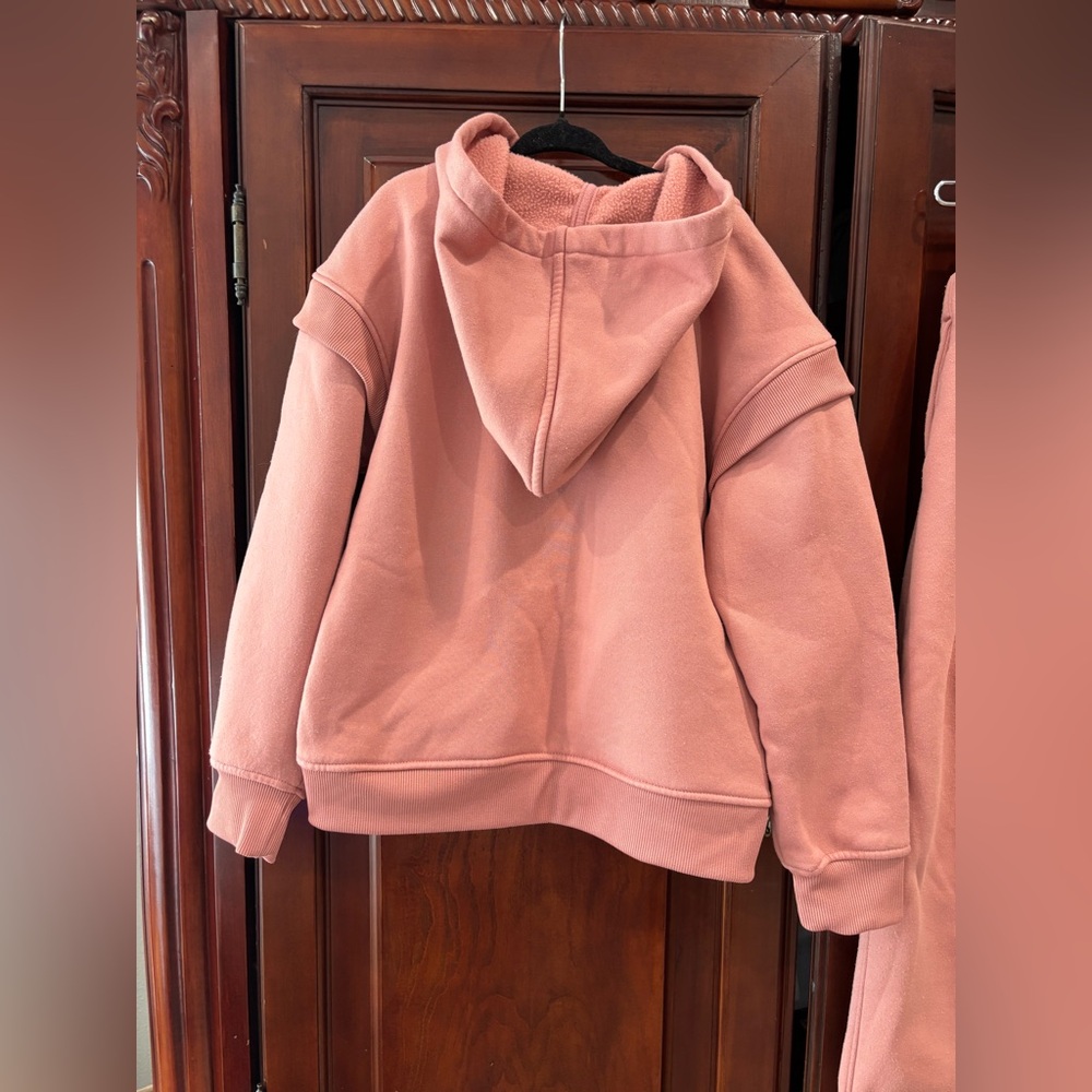 DKNY Kids Coral Sweatpants & Hoodie Set - Picture 7 of 10